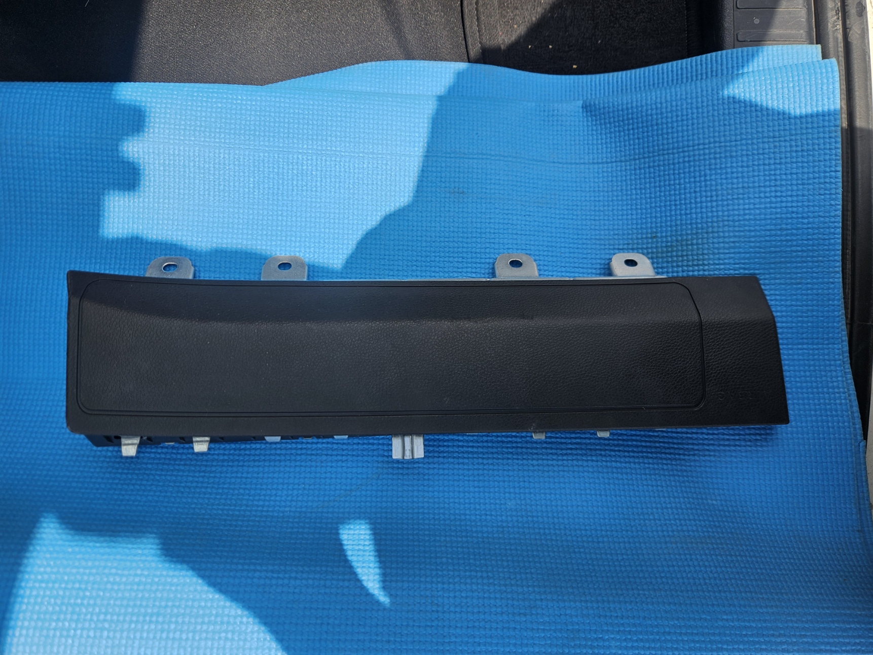 Airbag de rodillas conductor Mercedes-Benz CLA 200 2016 A1768600302